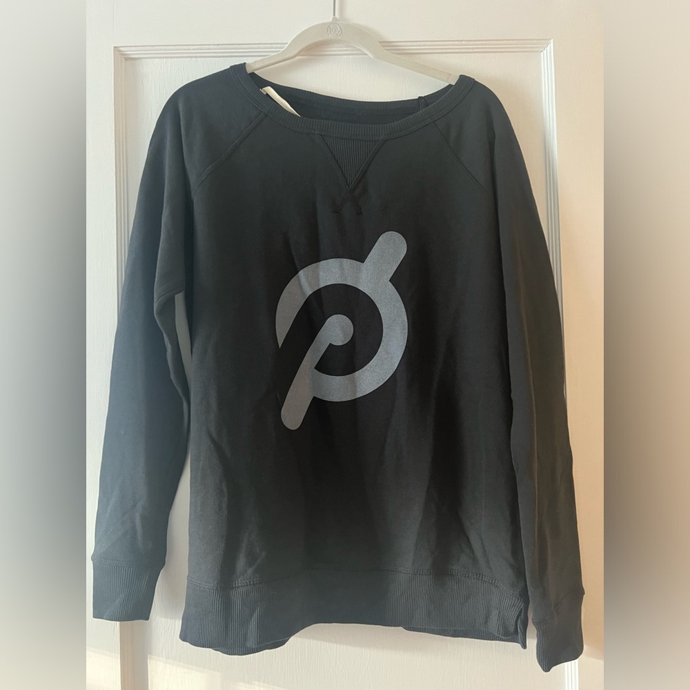 Peloton Sweatshirt - size Medium - oversized fit